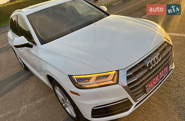 Внедорожник / Кроссовер Audi Q5 2019 в 
