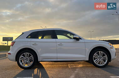 Внедорожник / Кроссовер Audi Q5 2019 в 