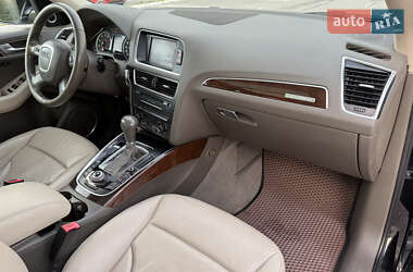 Внедорожник / Кроссовер Audi Q5 2011 в 