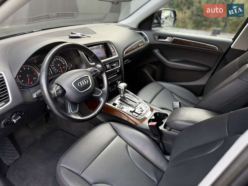 Позашляховик / Кросовер Audi Q5 2015 в Львові