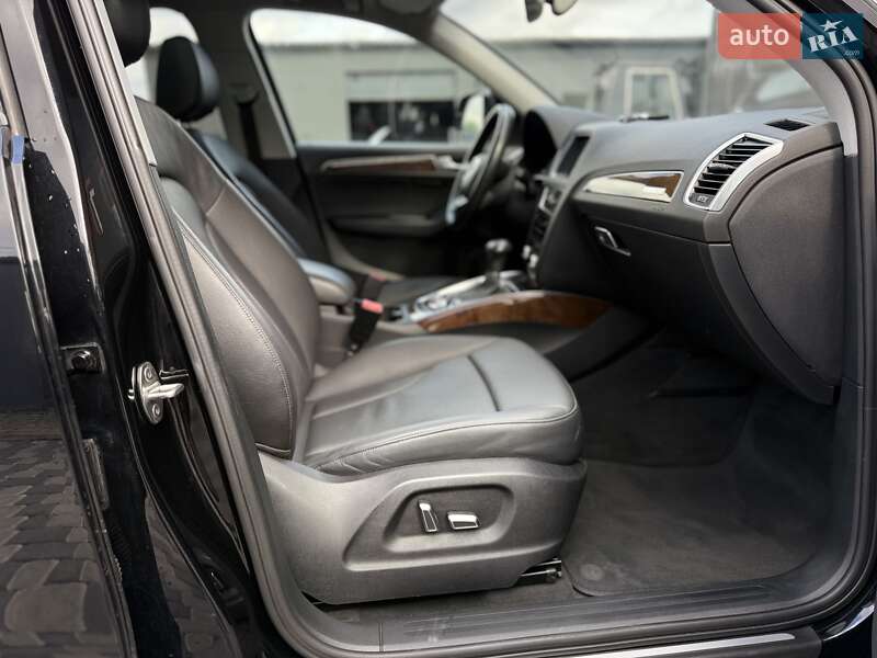 Позашляховик / Кросовер Audi Q5 2015 в Львові