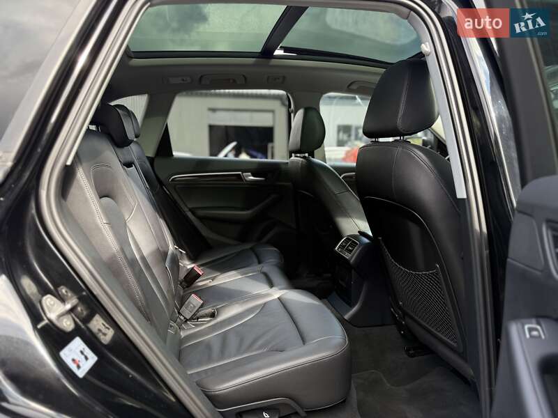 Позашляховик / Кросовер Audi Q5 2015 в Львові