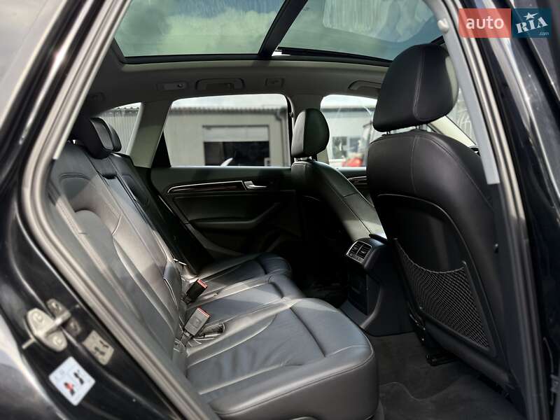 Позашляховик / Кросовер Audi Q5 2015 в Львові