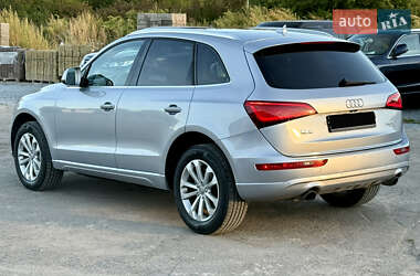 Позашляховик / Кросовер Audi Q5 2015 в 
