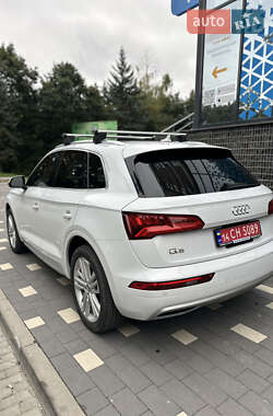 Внедорожник / Кроссовер Audi Q5 2019 в 