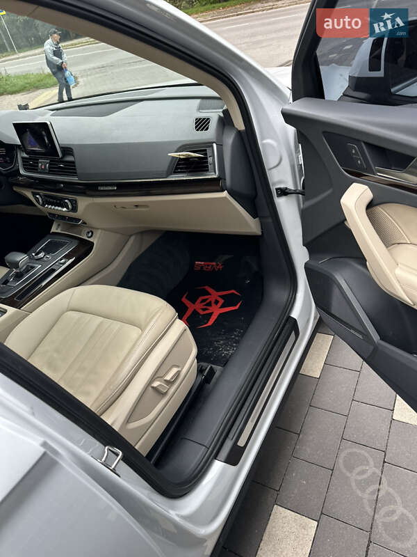 Внедорожник / Кроссовер Audi Q5 2019 в Тернополе фото 11 Внедорожник / Кроссовер Audi Q5 2019 в Тернополе