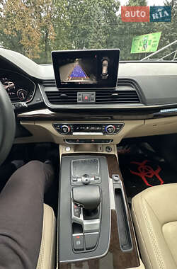 Внедорожник / Кроссовер Audi Q5 2019 в 