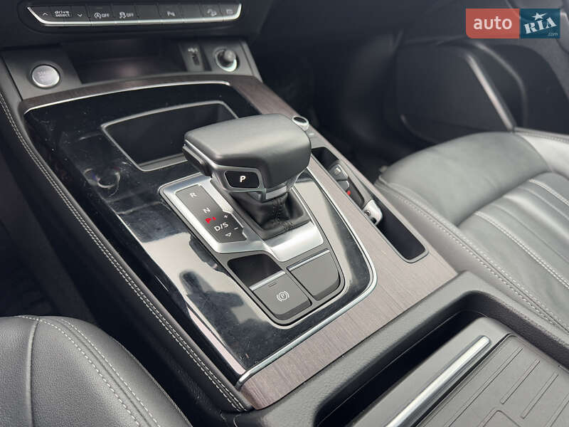 Внедорожник / Кроссовер Audi Q5 2020 в Стрые