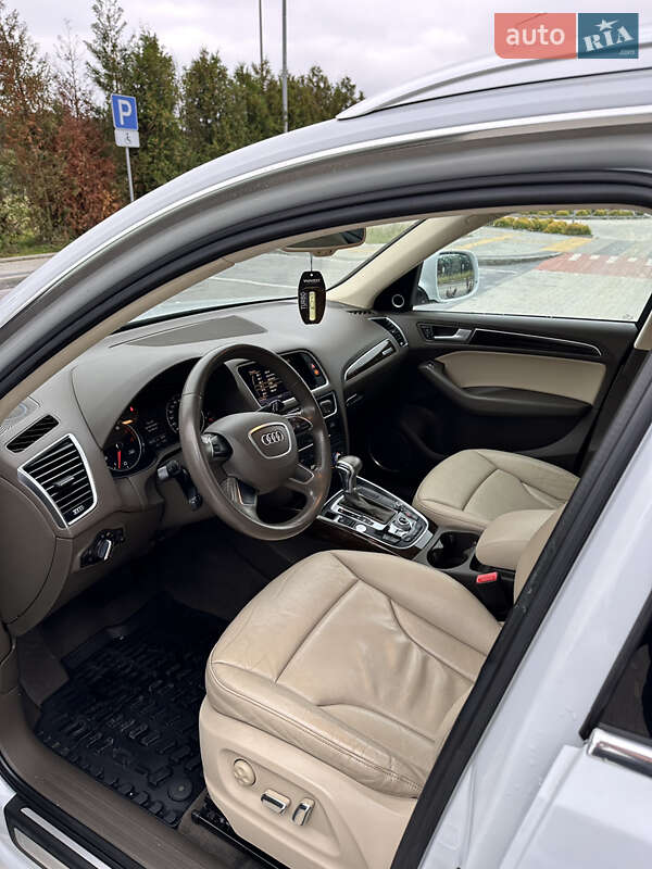Внедорожник / Кроссовер Audi Q5 2014 в Городке