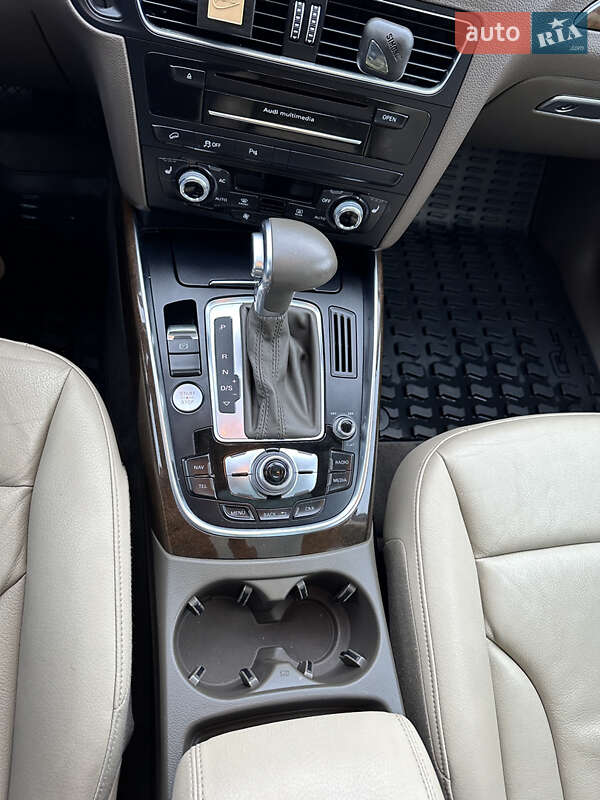 Внедорожник / Кроссовер Audi Q5 2014 в Городке