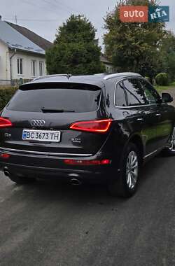 Внедорожник / Кроссовер Audi Q5 2015 в 