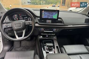 Внедорожник / Кроссовер Audi Q5 2021 в 