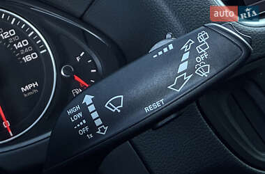 Позашляховик / Кросовер Audi Q5 2015 в 