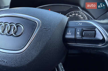 Позашляховик / Кросовер Audi Q5 2015 в 