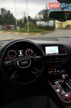Внедорожник / Кроссовер Audi Q5 2017 в 