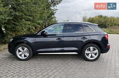 Позашляховик / Кросовер Audi Q5 2017 в 