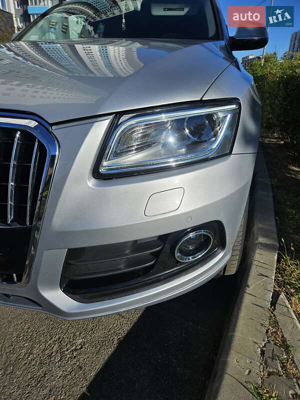 Внедорожник / Кроссовер Audi Q5 2016 в Киеве