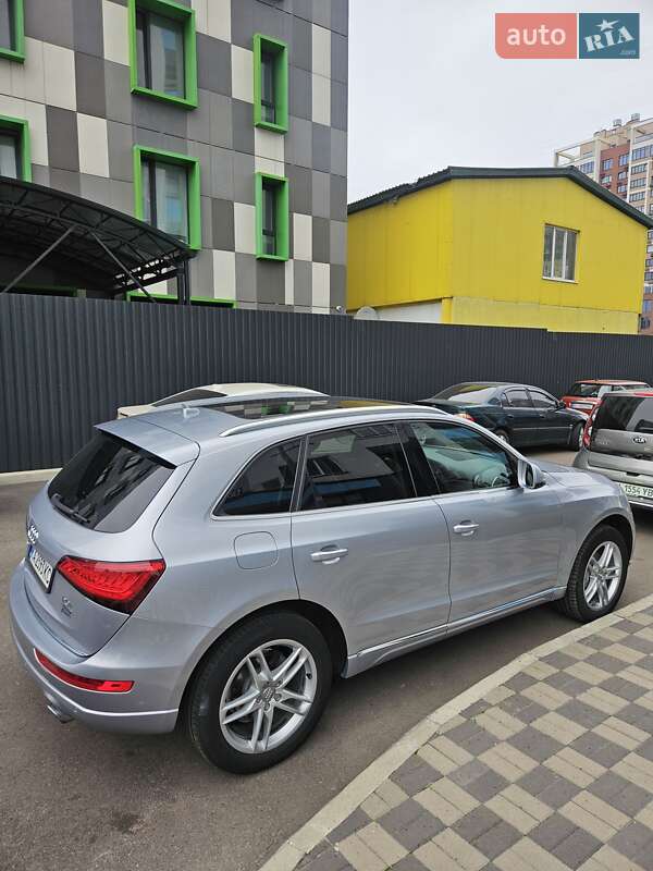 Внедорожник / Кроссовер Audi Q5 2016 в Киеве