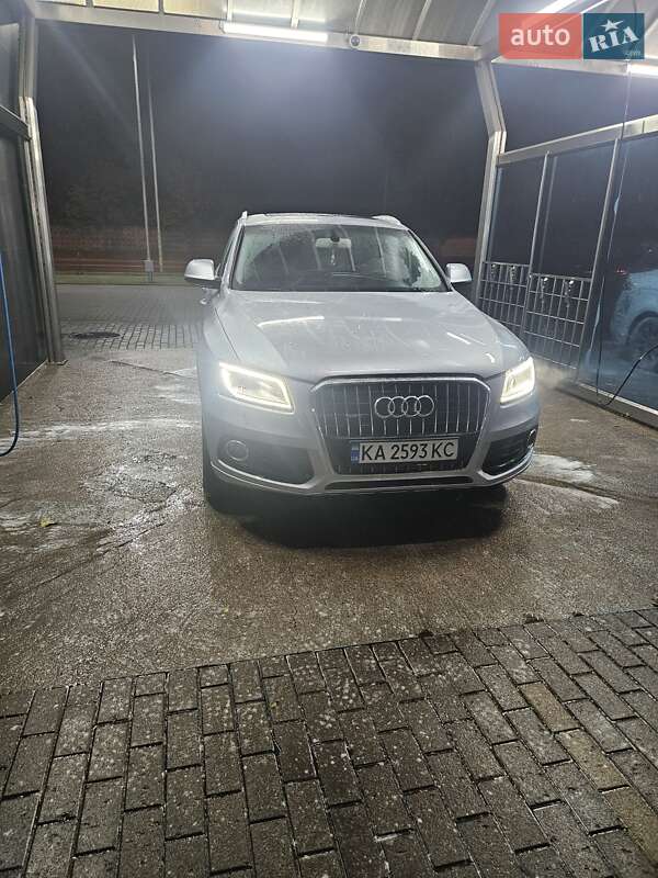 Внедорожник / Кроссовер Audi Q5 2016 в Киеве