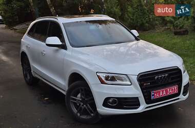 Внедорожник / Кроссовер Audi Q5 2015 в 