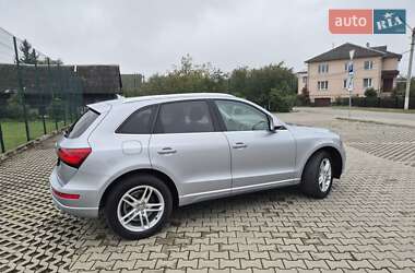 Позашляховик / Кросовер Audi Q5 2016 в 