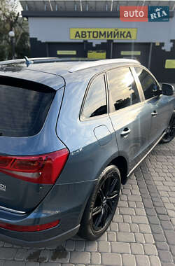 Позашляховик / Кросовер Audi Q5 2015 в 