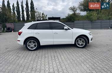 Внедорожник / Кроссовер Audi Q5 2016 в 
