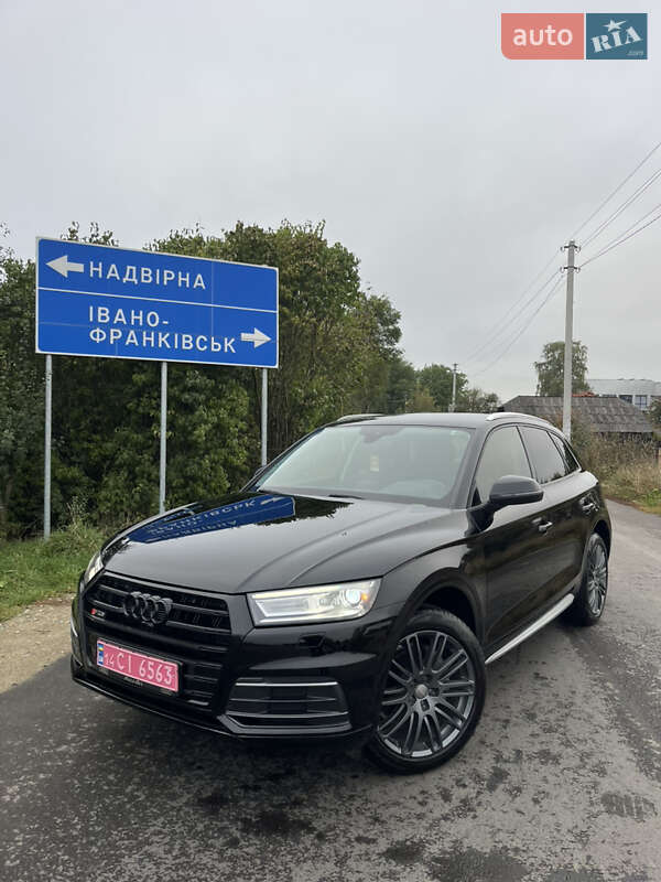 Внедорожник / Кроссовер Audi Q5 2018 в Надворной