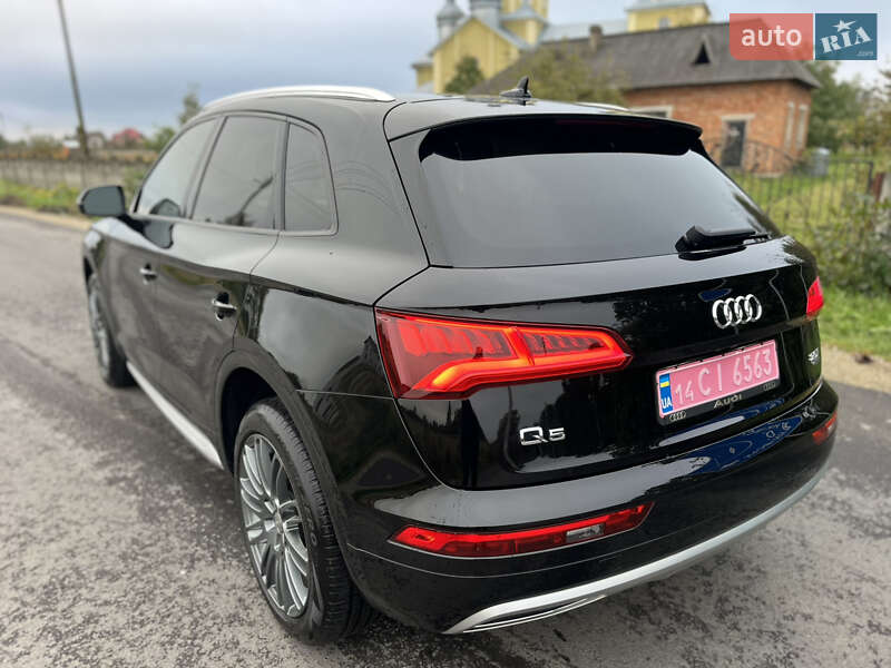 Внедорожник / Кроссовер Audi Q5 2018 в Надворной