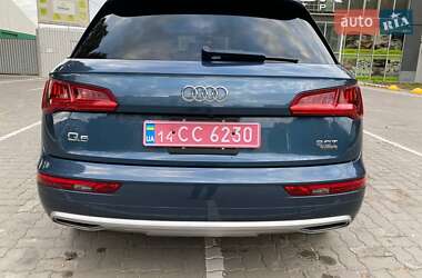 Внедорожник / Кроссовер Audi Q5 2018 в 