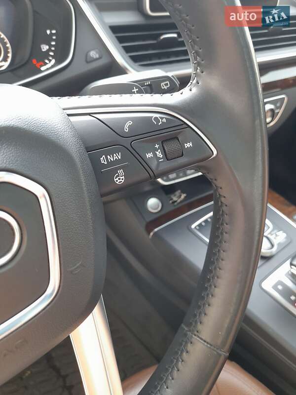 Позашляховик / Кросовер Audi Q5 2017 в Харкові