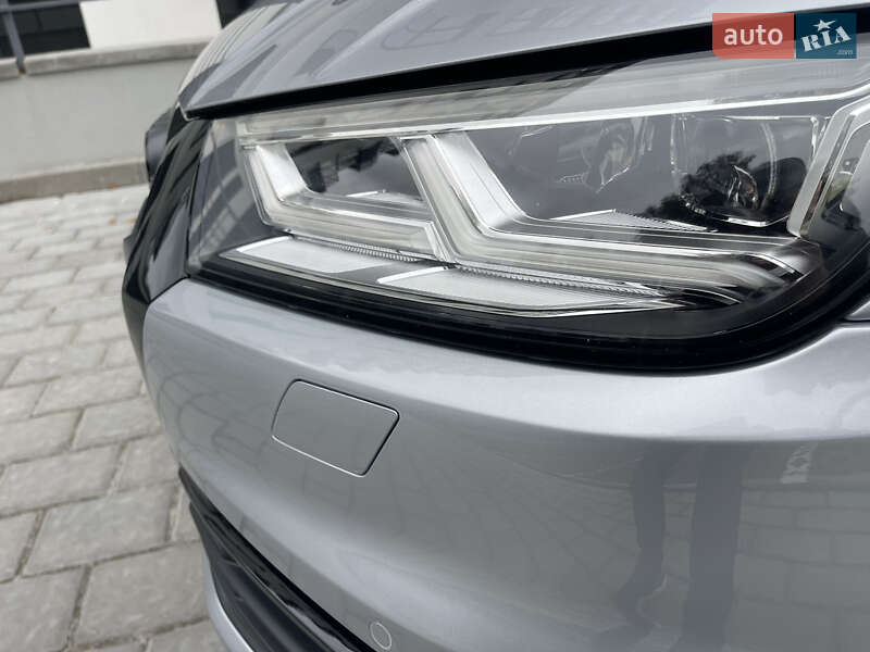 Внедорожник / Кроссовер Audi Q5 2018 в Ровно