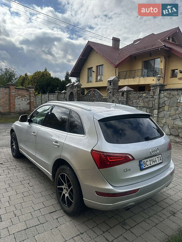 Внедорожник / Кроссовер Audi Q5 2012 в Львове