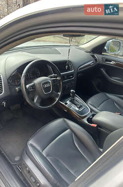 Внедорожник / Кроссовер Audi Q5 2012 в 