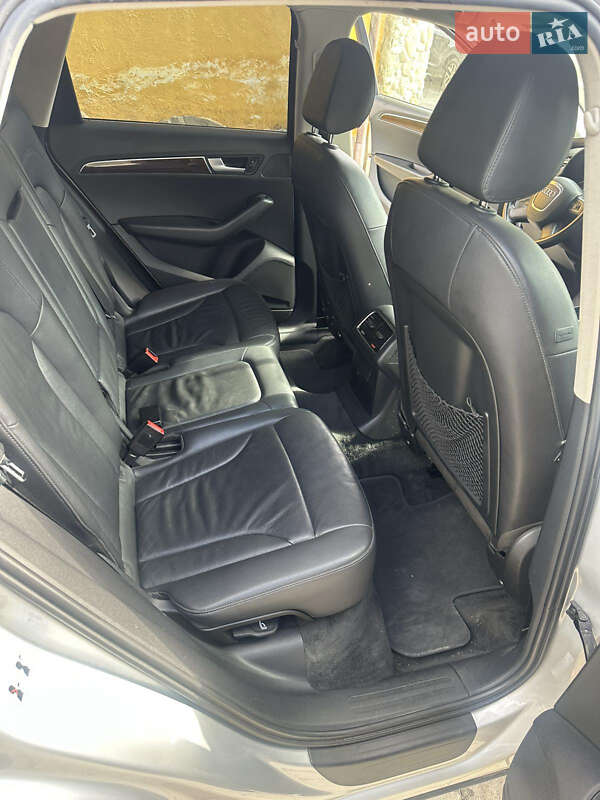 Внедорожник / Кроссовер Audi Q5 2012 в Львове