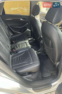 Внедорожник / Кроссовер Audi Q5 2012 в 