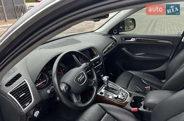 Внедорожник / Кроссовер Audi Q5 2015 в 