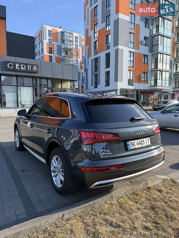 Внедорожник / Кроссовер Audi Q5 2019 в Вараше фото 2 Внедорожник / Кроссовер Audi Q5 2019 в Вараше