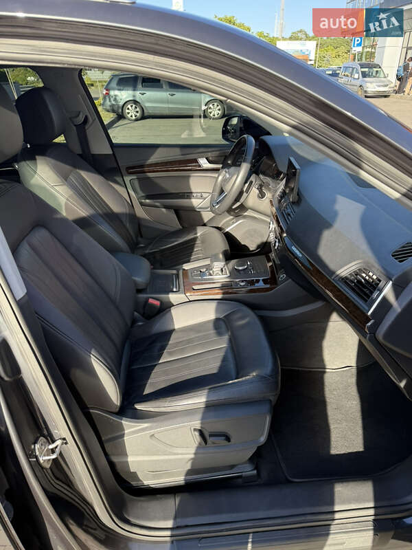 Внедорожник / Кроссовер Audi Q5 2019 в Вараше фото 11 Внедорожник / Кроссовер Audi Q5 2019 в Вараше