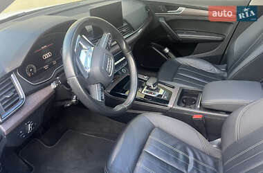 Внедорожник / Кроссовер Audi Q5 2020 в 