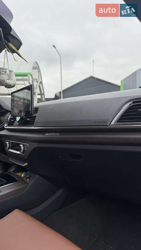 Позашляховик / Кросовер Audi Q5 2022 в Києві