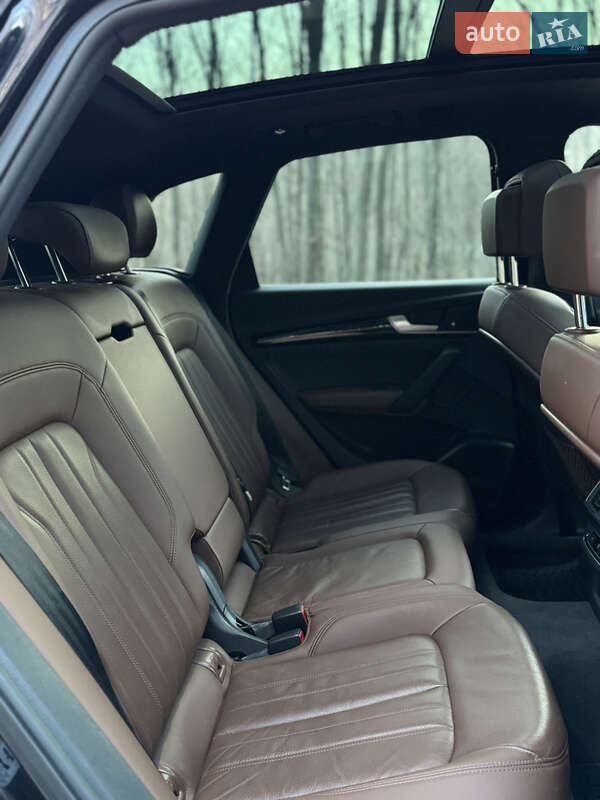 Внедорожник / Кроссовер Audi Q5 2018 в Болехове фото 12 Внедорожник / Кроссовер Audi Q5 2018 в Болехове