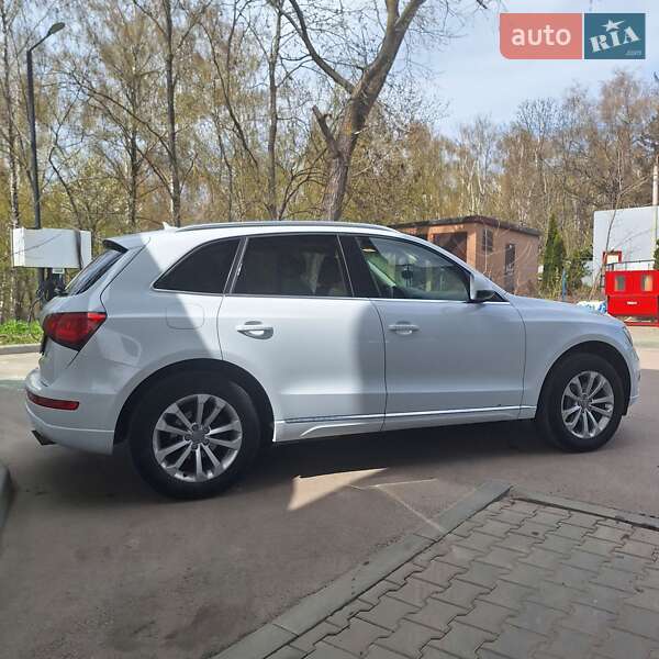 Внедорожник / Кроссовер Audi Q5 2013 в Тернополе