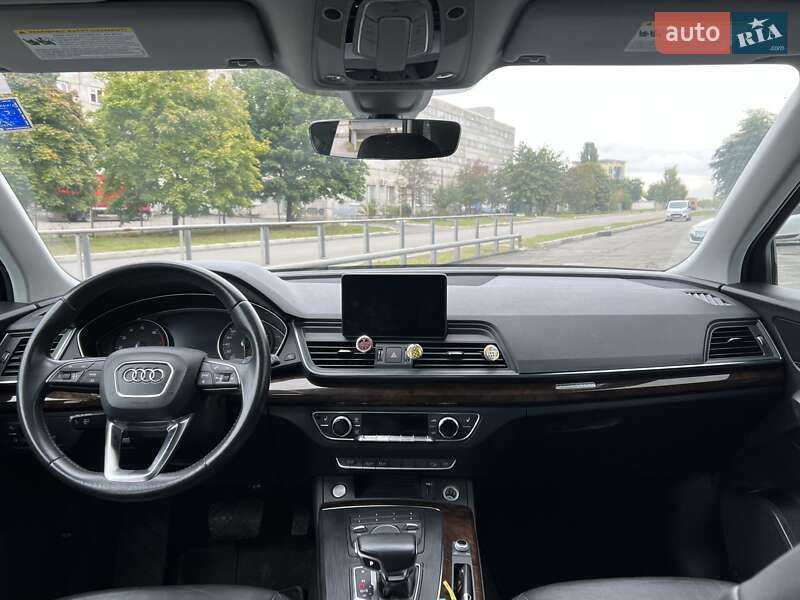 Внедорожник / Кроссовер Audi Q5 2019 в Киеве