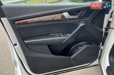 Внедорожник / Кроссовер Audi Q5 2019 в 