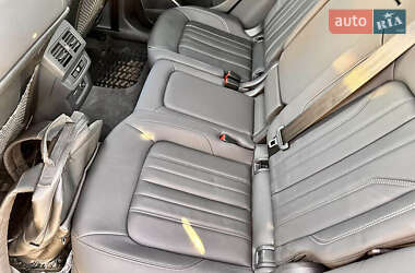 Внедорожник / Кроссовер Audi Q5 2022 в 