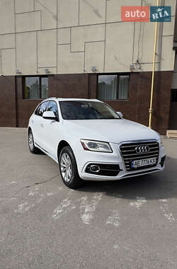 Позашляховик / Кросовер Audi Q5 2015 в Дніпрі