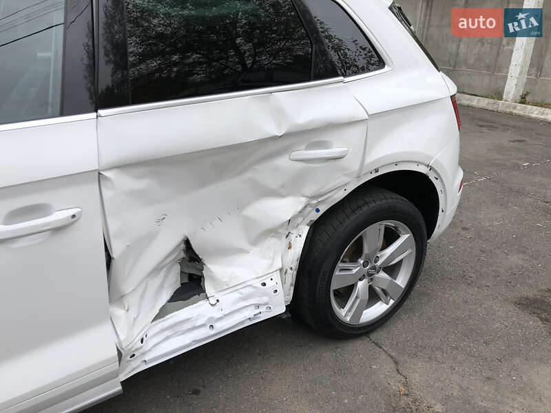 Внедорожник / Кроссовер Audi Q5 2018 в Ирпене