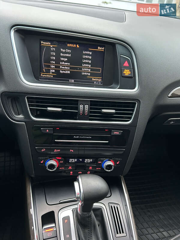 Внедорожник / Кроссовер Audi Q5 2014 в Самборе