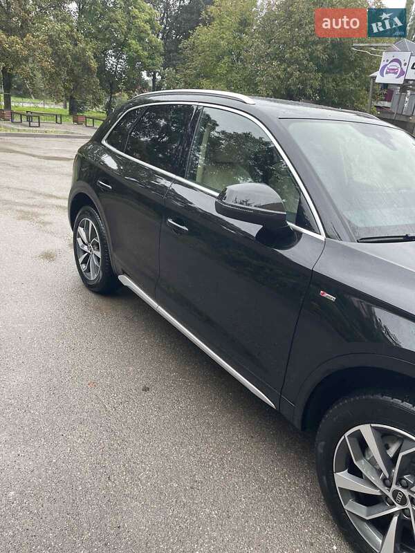 Позашляховик / Кросовер Audi Q5 2023 в Хмельницькому
